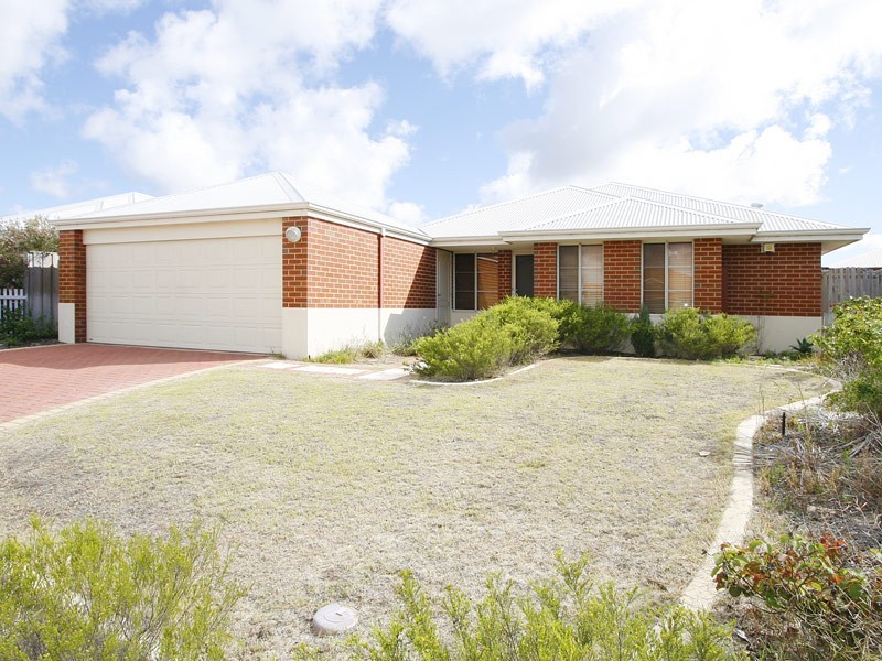 32 Withnell Drive, Ellenbrook WA 6069