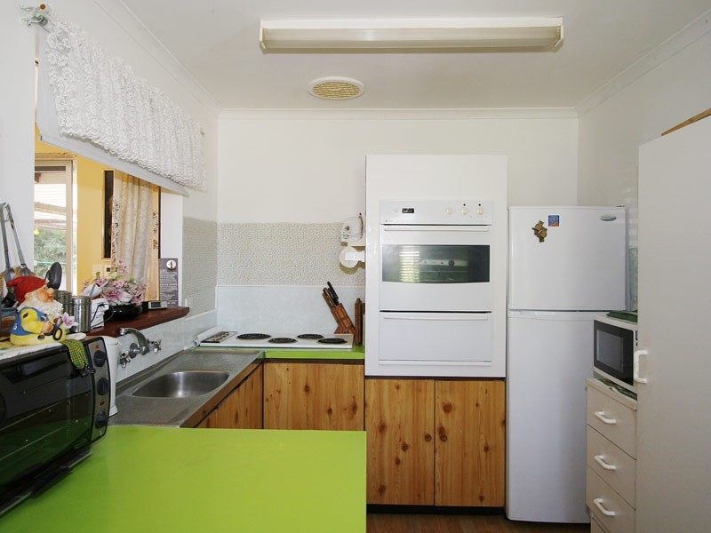 18 Channel Drive, Heathridge WA 6027