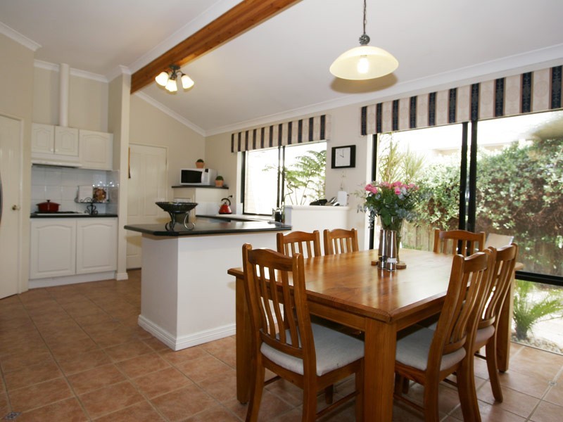 9 Portofino Turn, Ellenbrook WA 6069