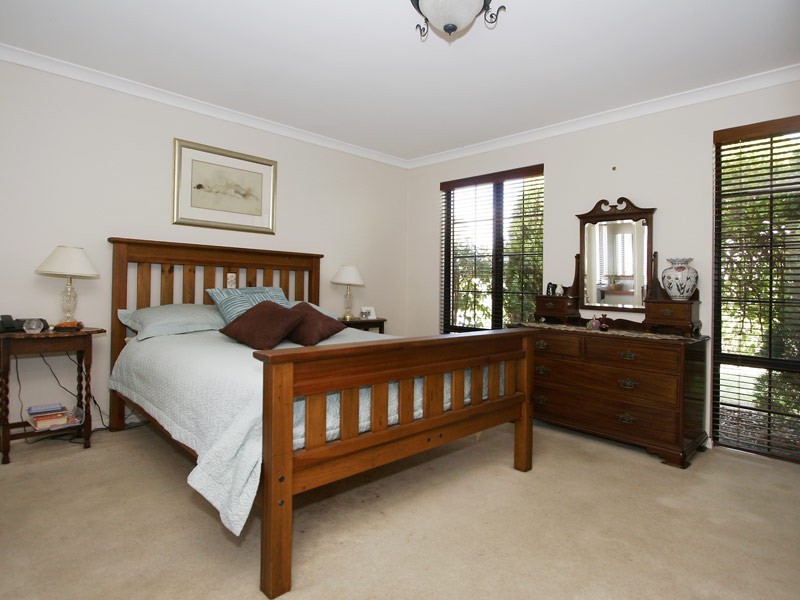 9 Portofino Turn, Ellenbrook WA 6069