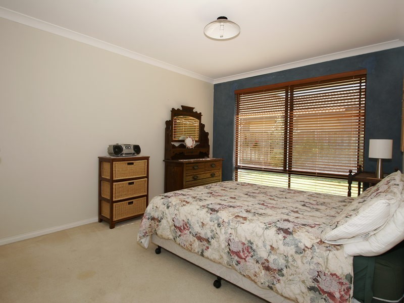 9 Portofino Turn, Ellenbrook WA 6069