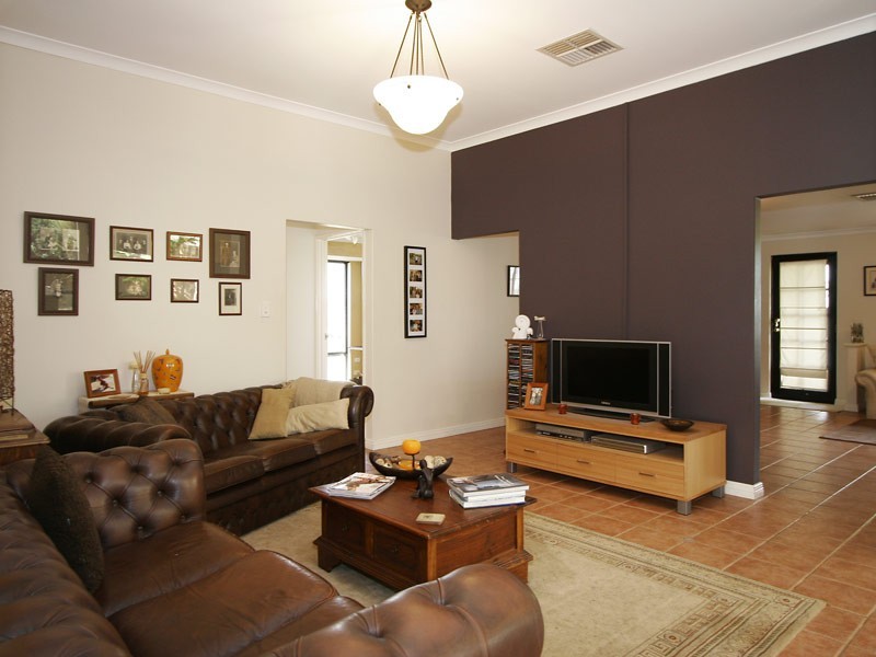 9 Portofino Turn, Ellenbrook WA 6069