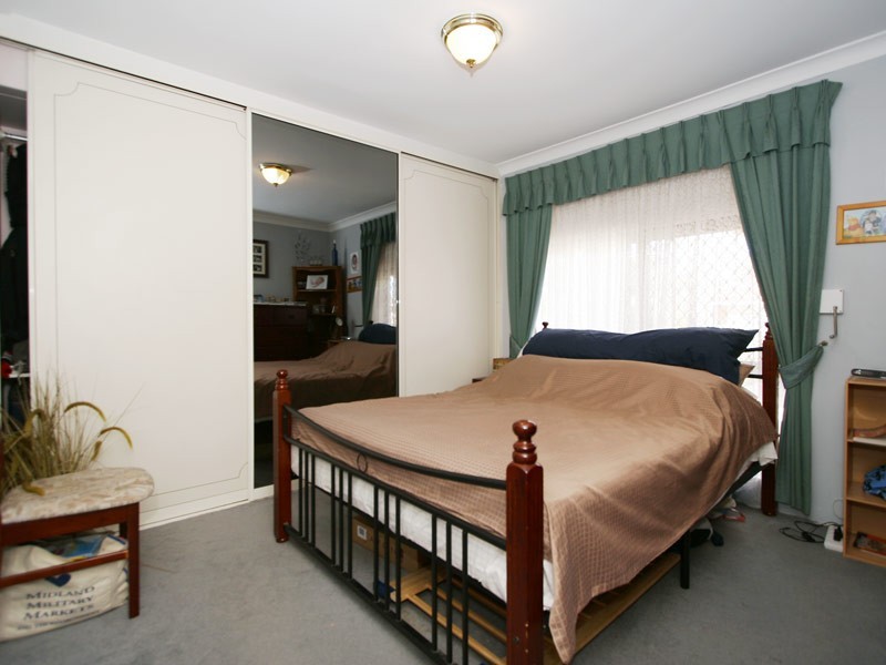 12 Ewart Grove, Midland WA 6056