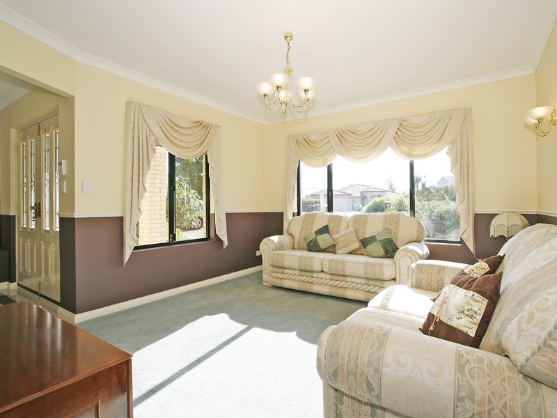 5 Whistler Court, Ellenbrook WA 6069