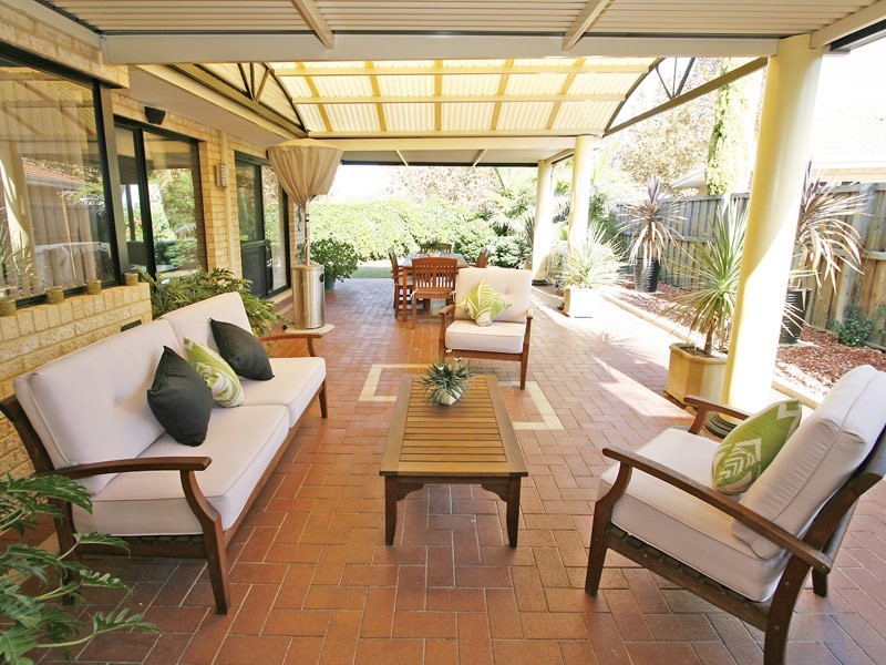 5 Whistler Court, Ellenbrook WA 6069