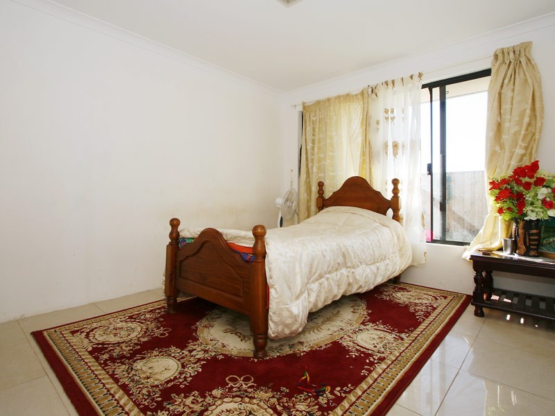 11 Ardmore Parade, Ellenbrook WA 6069