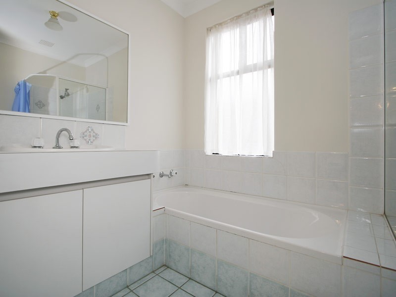 54 Portofino Turn, Ellenbrook WA 6069