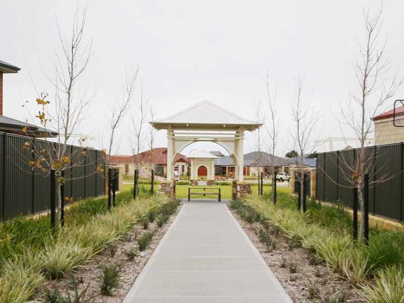 2 Vaspar Link, Aveley WA 6069