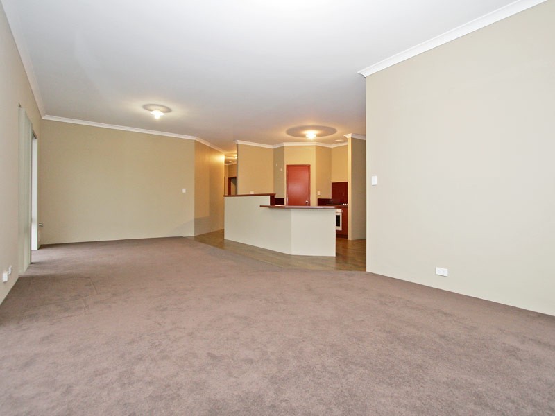 2 Vaspar Link, Aveley WA 6069