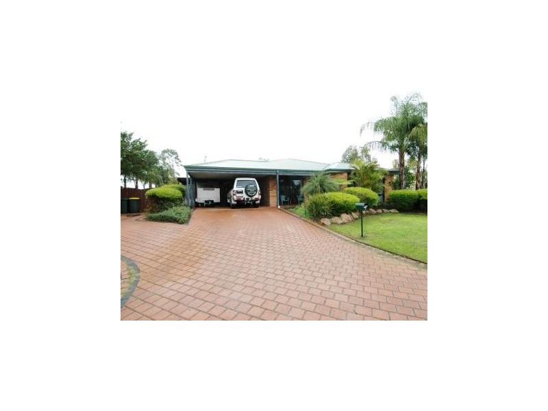 2 Millstream Grove, Ellenbrook WA 6069
