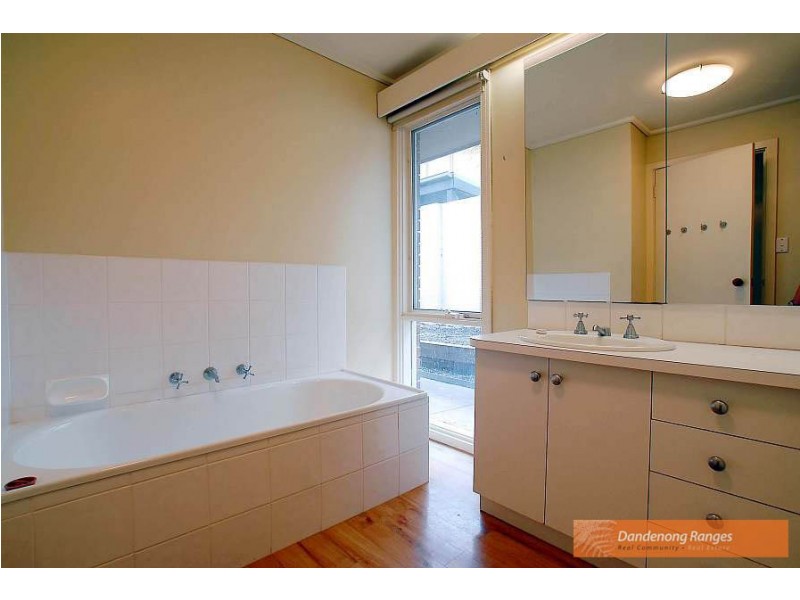 11 Barrington Crt, Wantirna VIC 3152