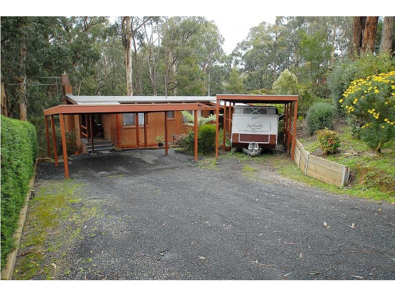8 Forest Street, Monbulk VIC 3793