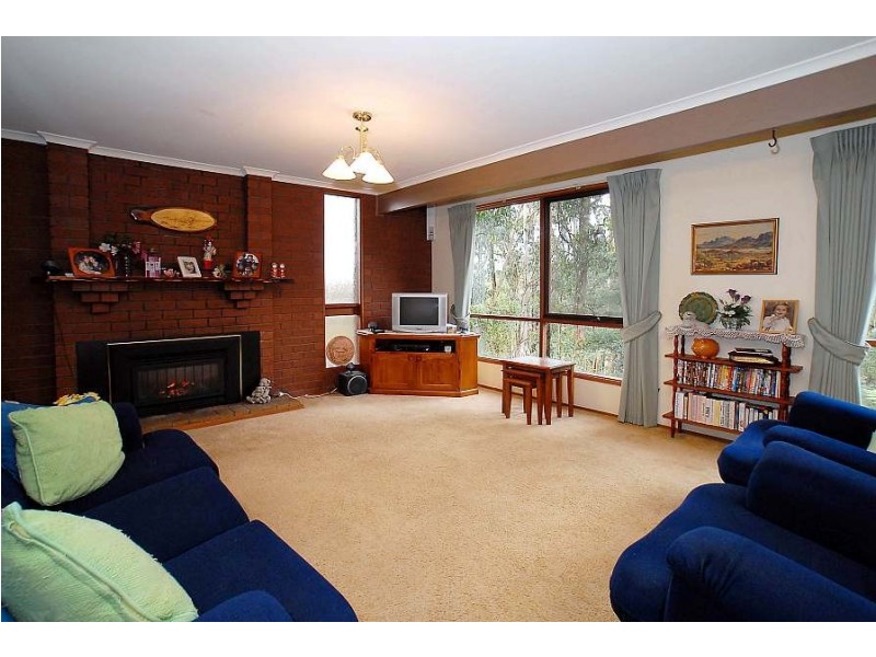 8 Forest Street, Monbulk VIC 3793