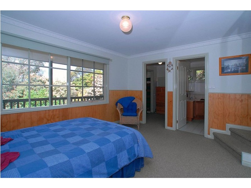 98 Quinn Crescent, Mount Evelyn VIC 3796