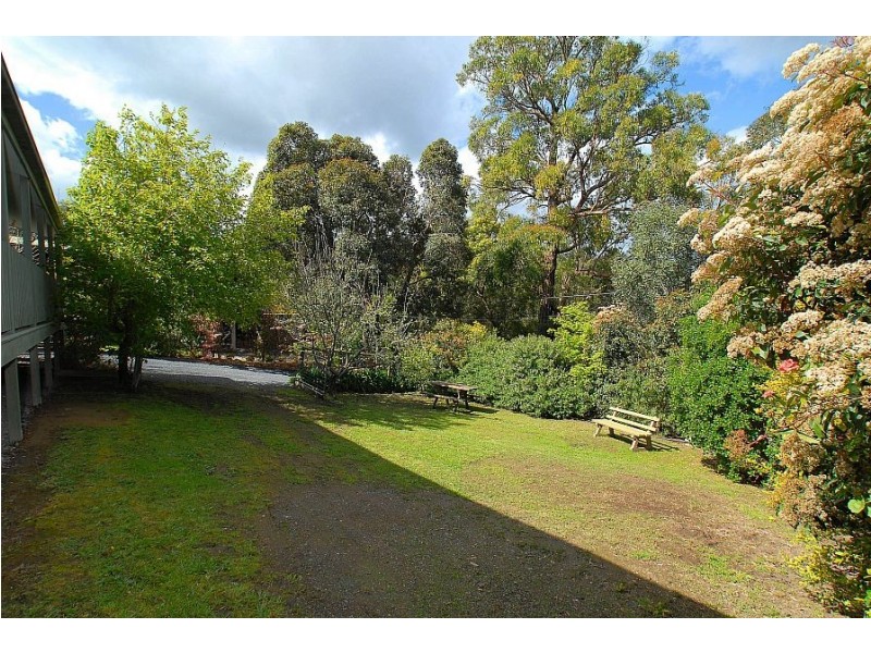 98 Quinn Crescent, Mount Evelyn VIC 3796