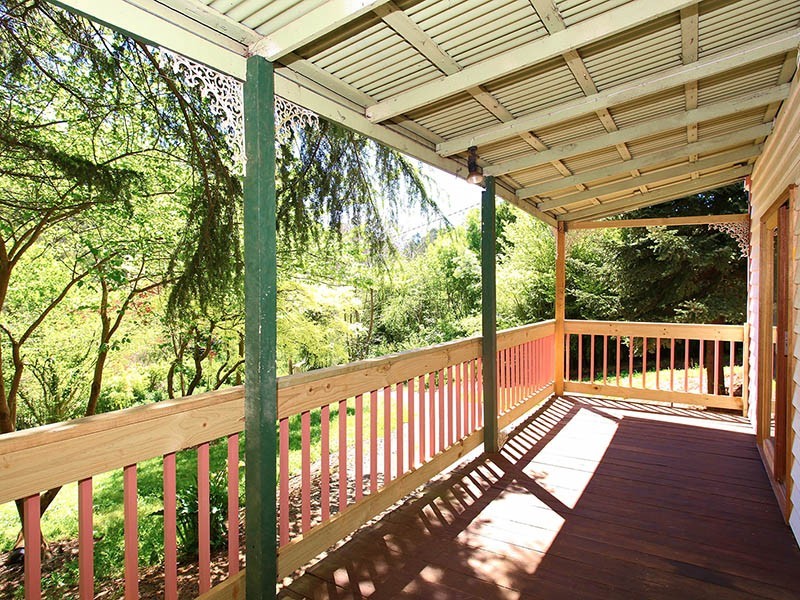 204 Monbulk Road, The Patch VIC 3792