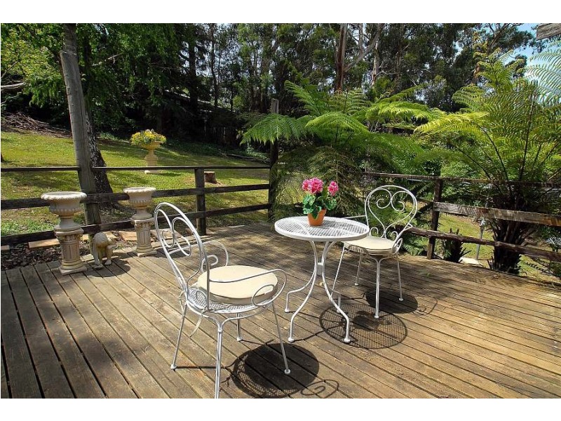 5 Douglas Crescent, Monbulk VIC 3793
