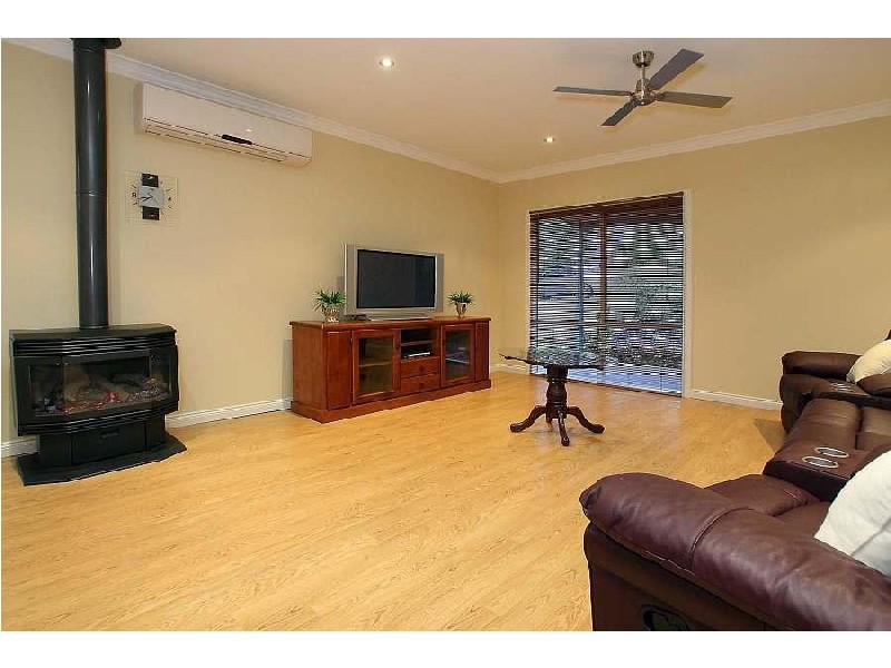 55 Mt Pleasant Rd, Monbulk VIC 3793