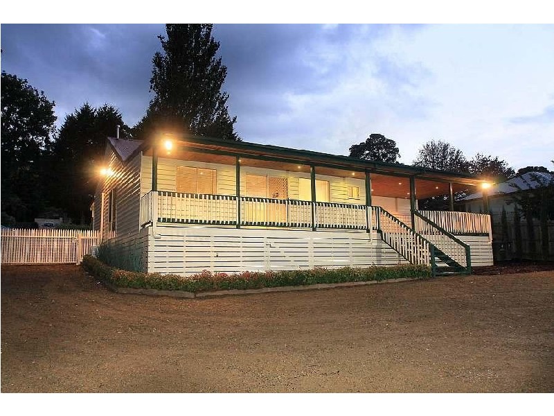 55 Mt Pleasant Rd, Monbulk VIC 3793