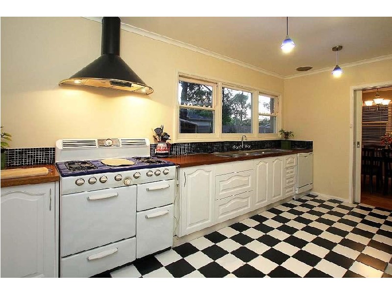 2 Palmer Street, Upwey VIC 3158