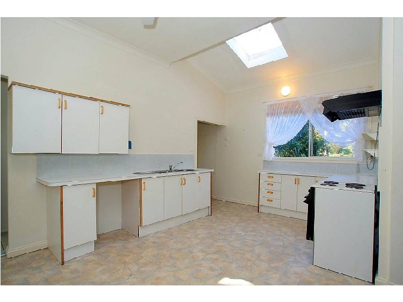 27 Mast Gully Rd, Upwey VIC 3158