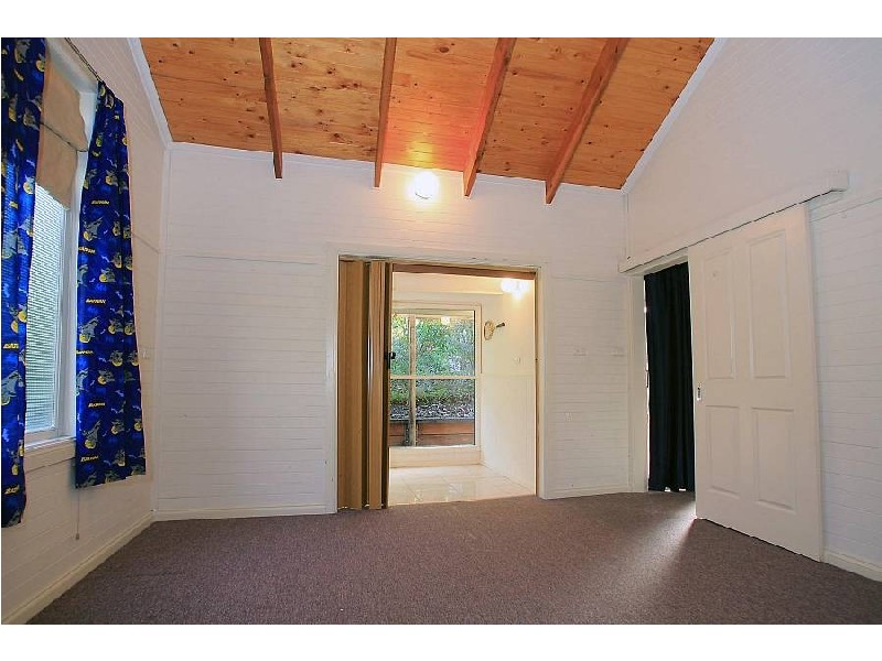 27 Mast Gully Rd, Upwey VIC 3158