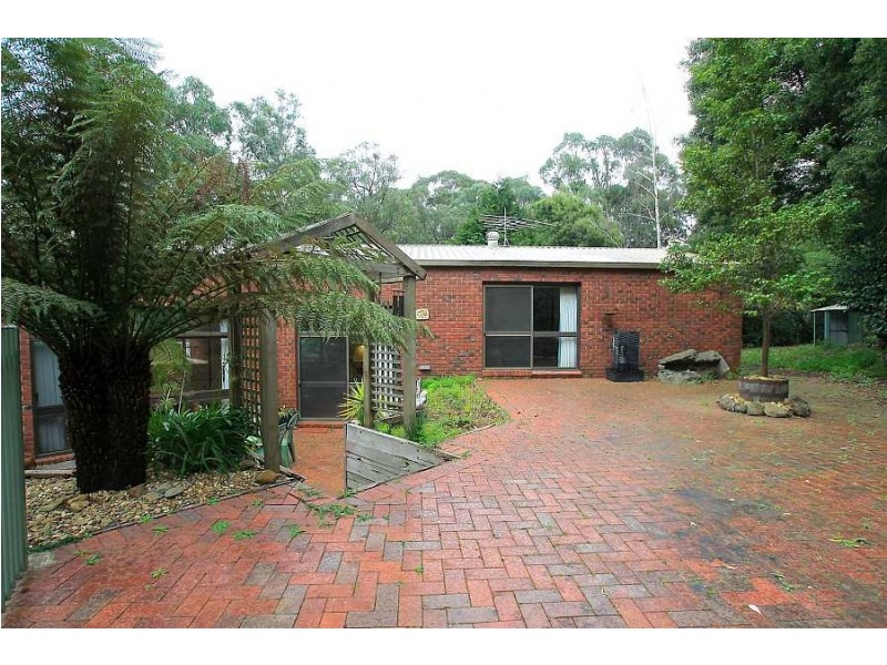 52 Olinda Creek Rd, Kalorama VIC 3766