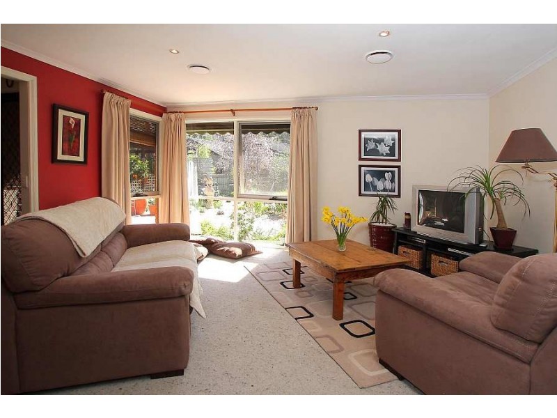 42 Edward Street, Upper Ferntree Gully VIC 3156