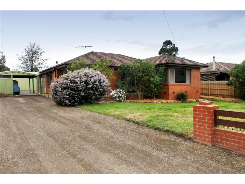 17 Forest Street, Yarra Glen VIC 3775
