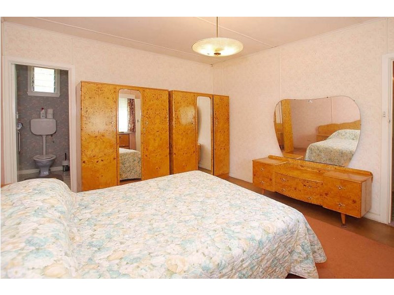 8 Haig Ave, Monbulk VIC 3793
