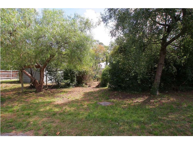 1/94 Main Street, Upwey VIC 3158