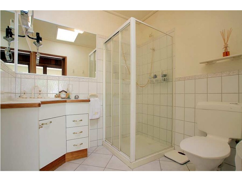 5 School Rd, Ferny Creek VIC 3786