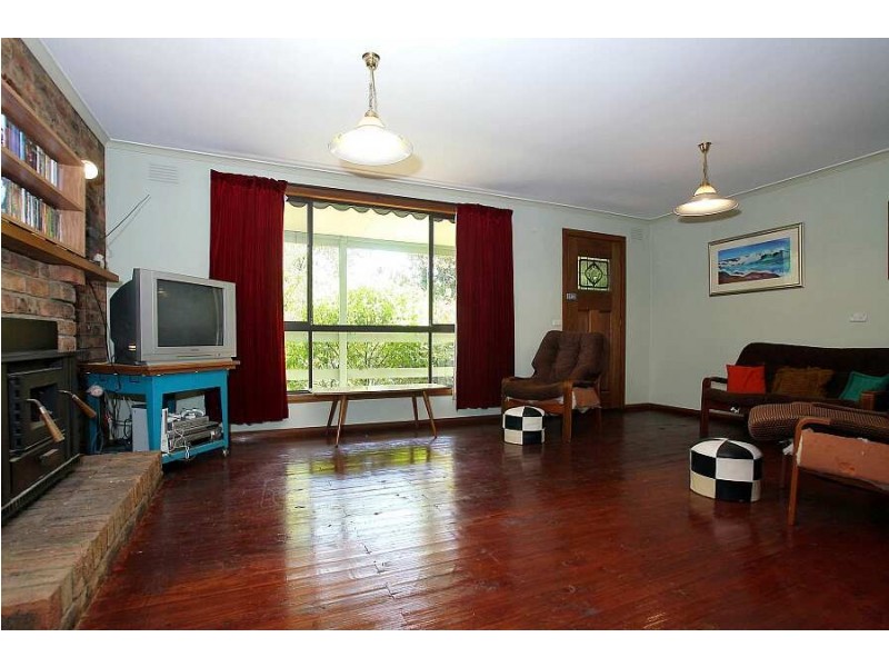 70 Mt Pleasant Rd, Monbulk VIC 3793