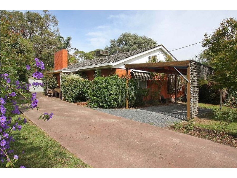4 Cockerell St, Ferntree Gully VIC 3156