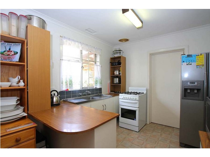 4 Cockerell St, Ferntree Gully VIC 3156
