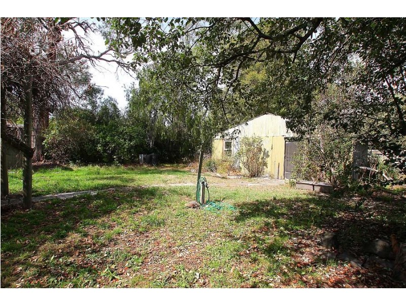 4 Cockerell St, Ferntree Gully VIC 3156