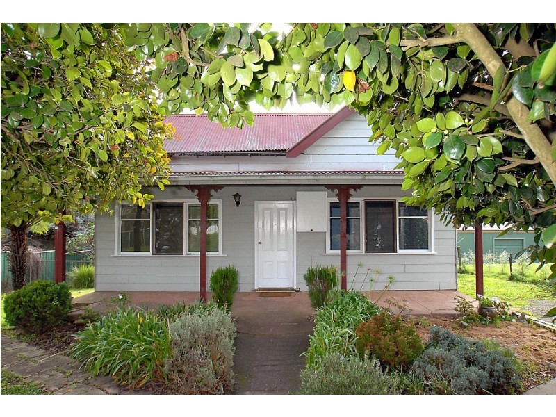 43 David Hill Rd, Monbulk VIC 3793