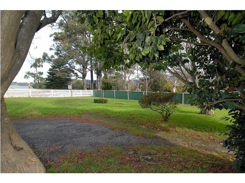 43 David Hill Rd, Monbulk VIC 3793