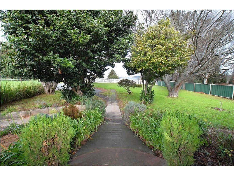 43 David Hill Rd, Monbulk VIC 3793