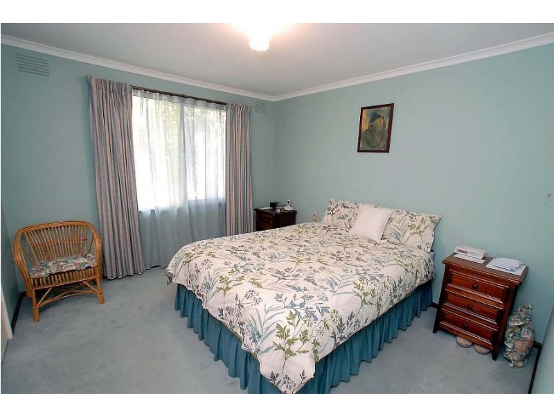 18 Baynes Park Rd, Monbulk VIC 3793