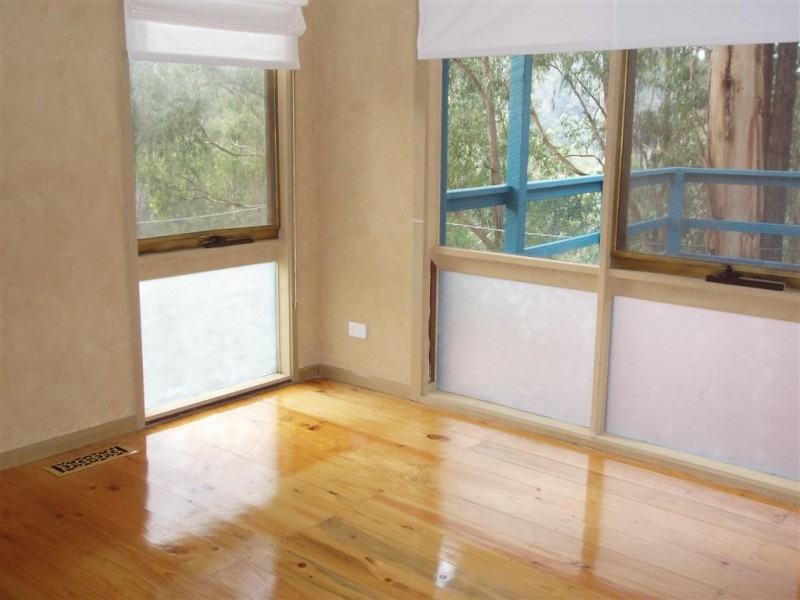 Kalorama VIC 3766