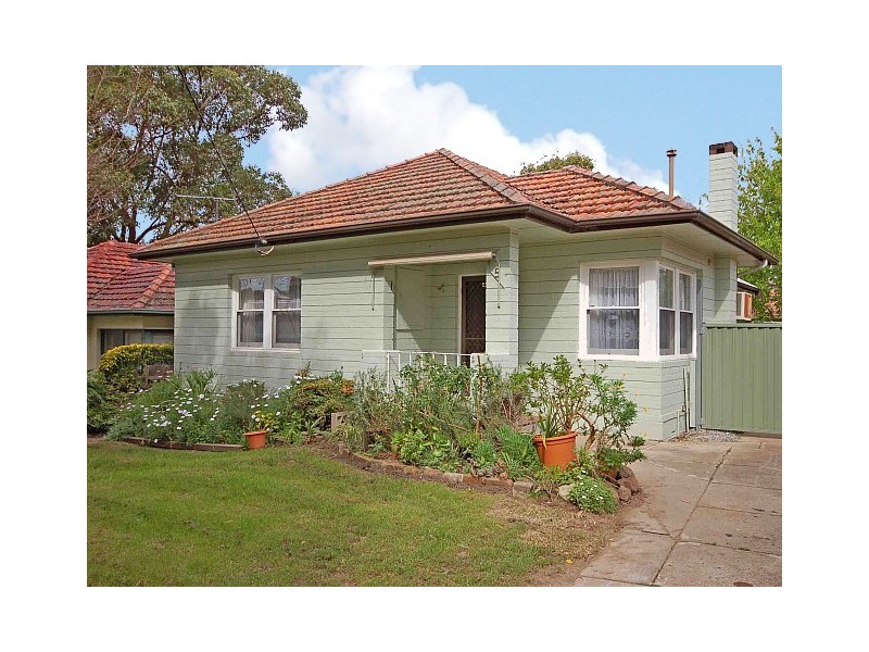 5 Mawson Cres, Ermington NSW 2115