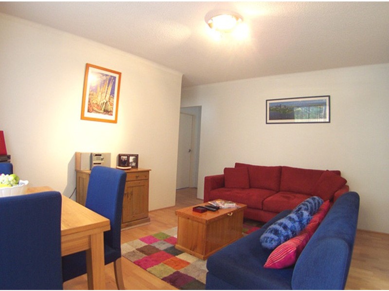 3/50 Meadow Cres, Meadowbank NSW 2114