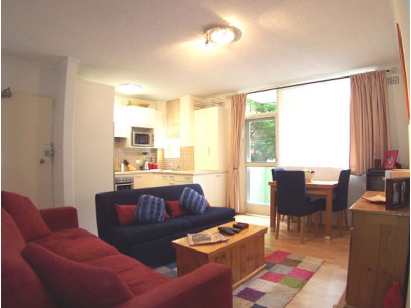 3/50 Meadow Cres, Meadowbank NSW 2114