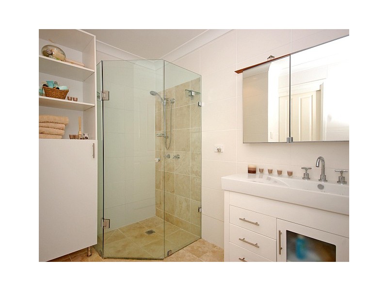 8 Melville Street, West Ryde NSW 2114