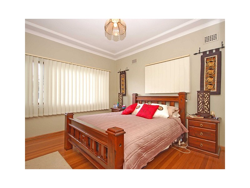 1 Marguerette Street, Ermington NSW 2115