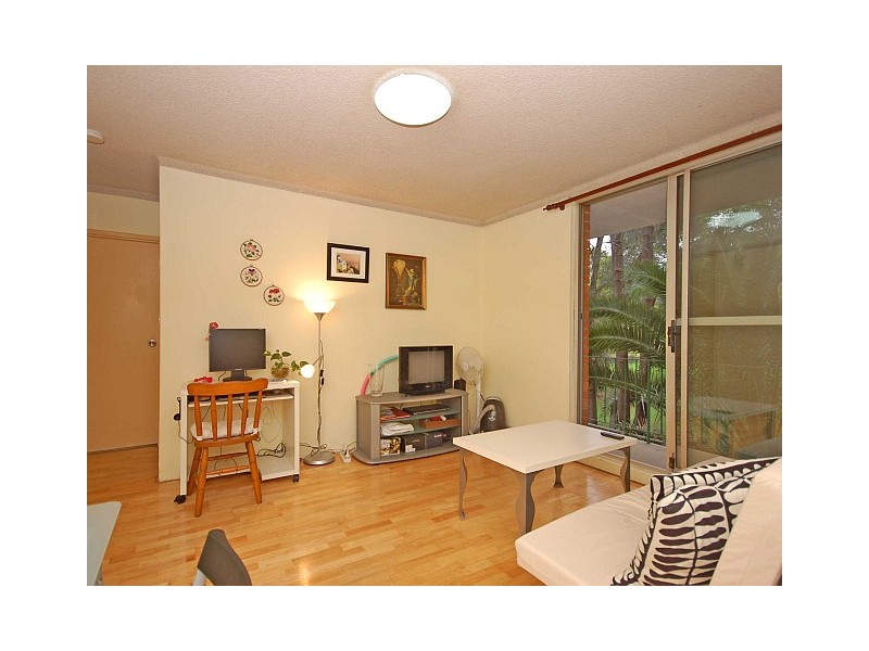 28/58 Meaodw cres, Meadowbank NSW 2114