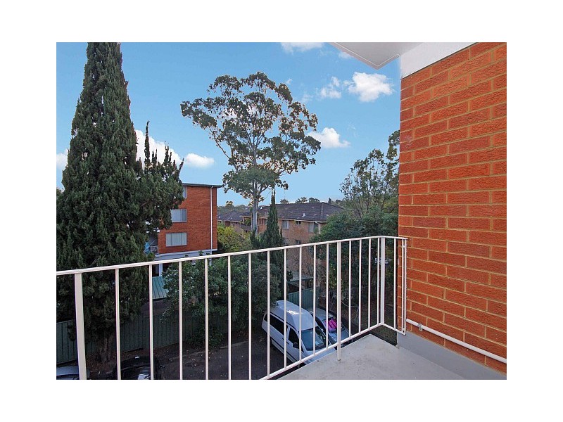 17/15 Bank Street, West Ryde NSW 2114