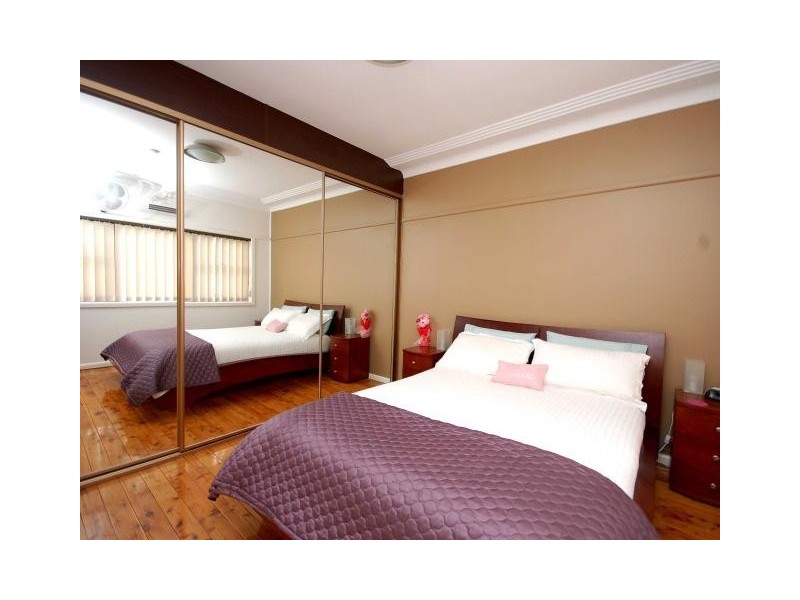 2 Massie Street, Ermington NSW 2115