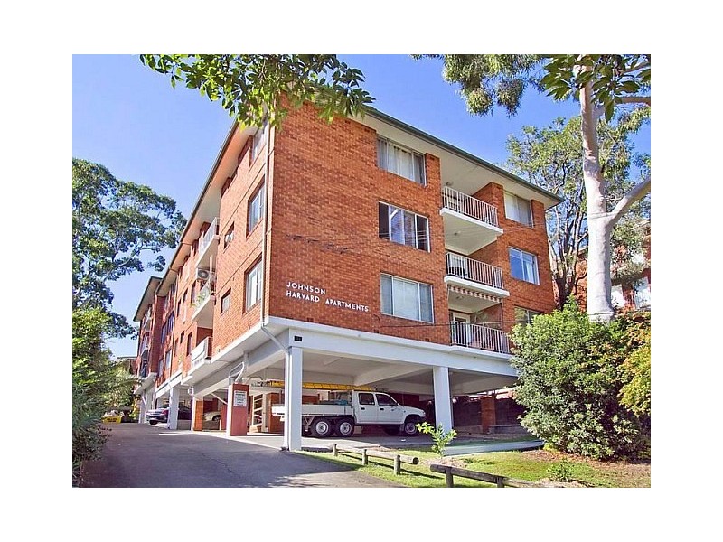 2/37 Meadow Cres, Meadowbank NSW 2114